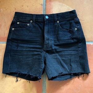 GAP 4” High Rise Shorts